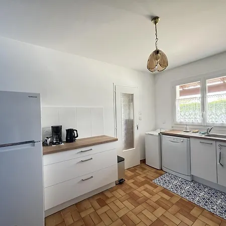 Vakantiehuis Maison 3 Au Calme Avec Jardin Clos, Terrasse Et Parking, A 4km De La Des Sables D'olonne - Fr-1-197-609 Les Sables-dʼOlonne